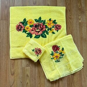 6 piece Vintage Yellow Red Rose Cannon Towel set (2 sets of 3 towels) USA READ